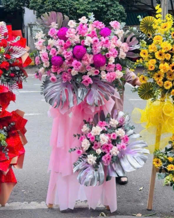 Hoa khai trương
